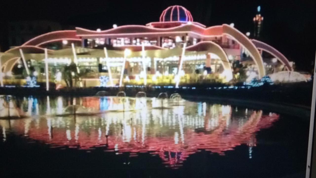 Skanderbeg Square Apartments Tirana Buitenkant foto